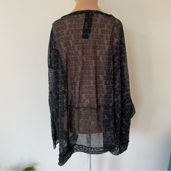 Rundholz Black Print Word Flock Listen Flowers Long Sleeve Mesh Cotton Top EUC S - Picture 3 of 12